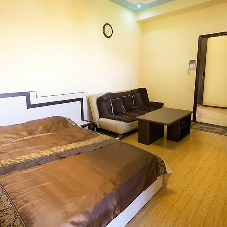 Tatev Apartments Erévan Extérieur photo