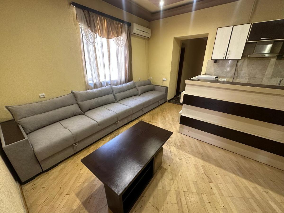 Tatev Apartments Erévan Extérieur photo