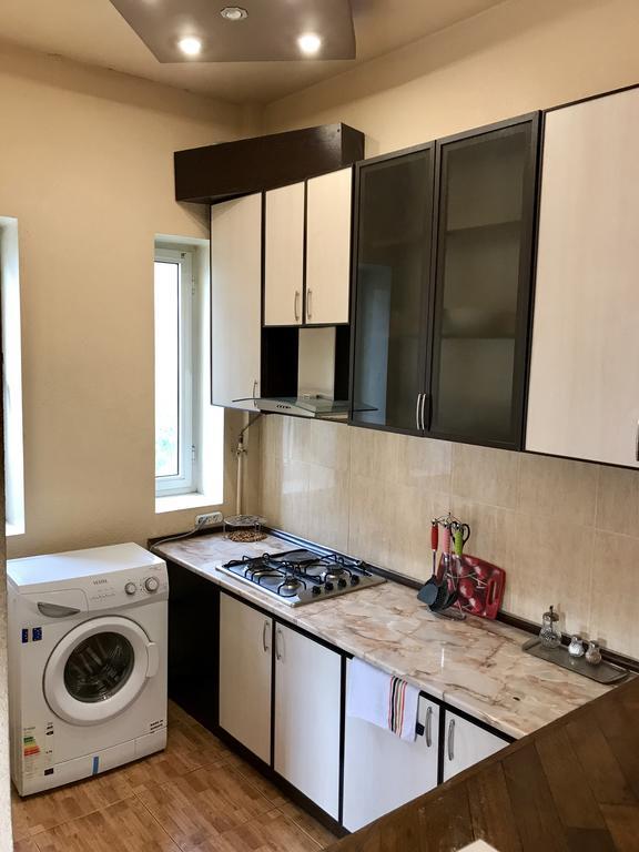 Tatev Apartments Erévan Extérieur photo