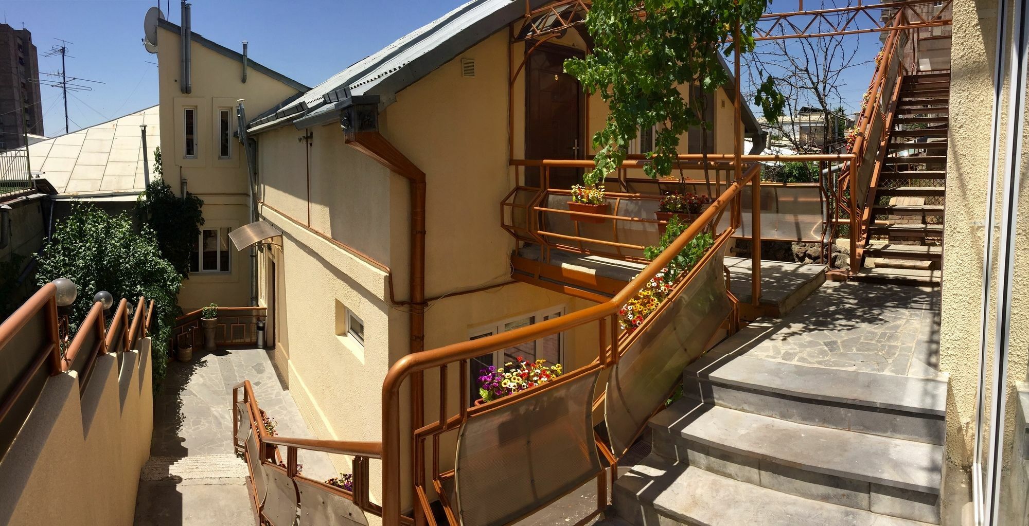 Tatev Apartments Erévan Extérieur photo